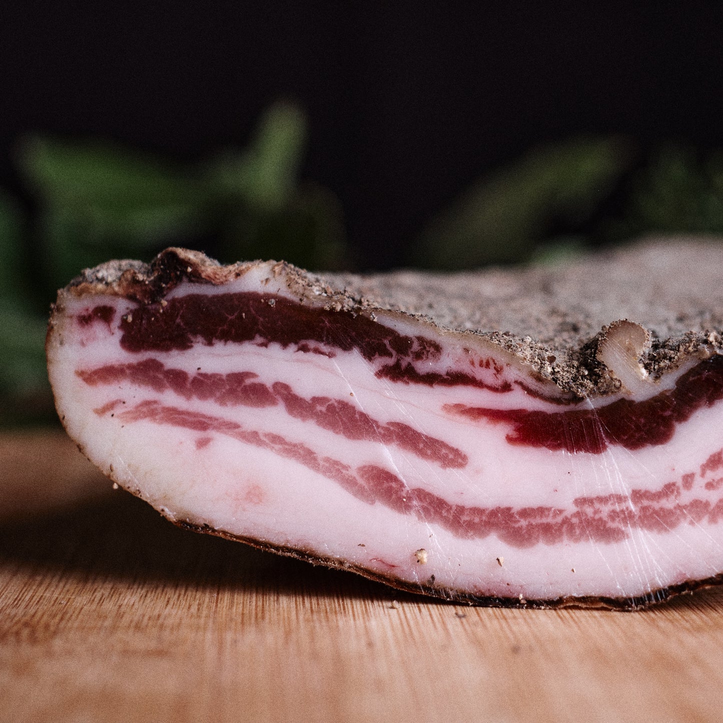 Pancetta tesa di suino nero brado