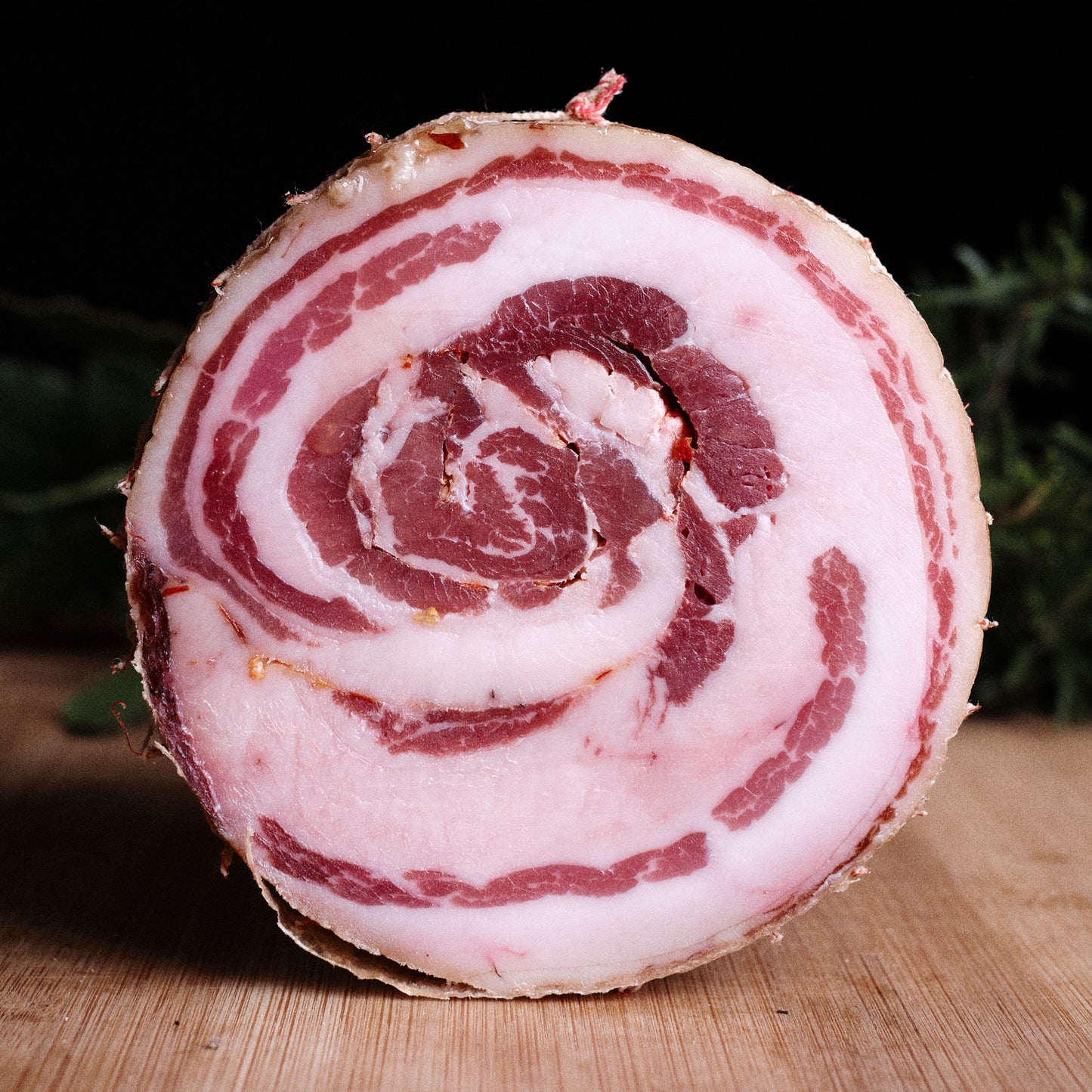 Pancetta arrotolata di suino nero brado