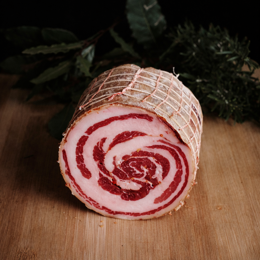 Pancetta arrotolata di suino nero brado