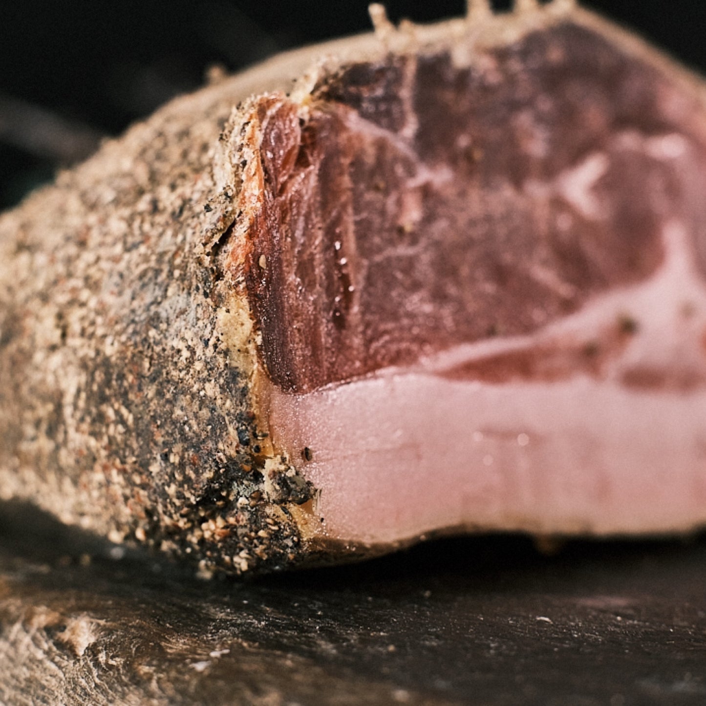 Prosciutto di Maiale Nero Disossato